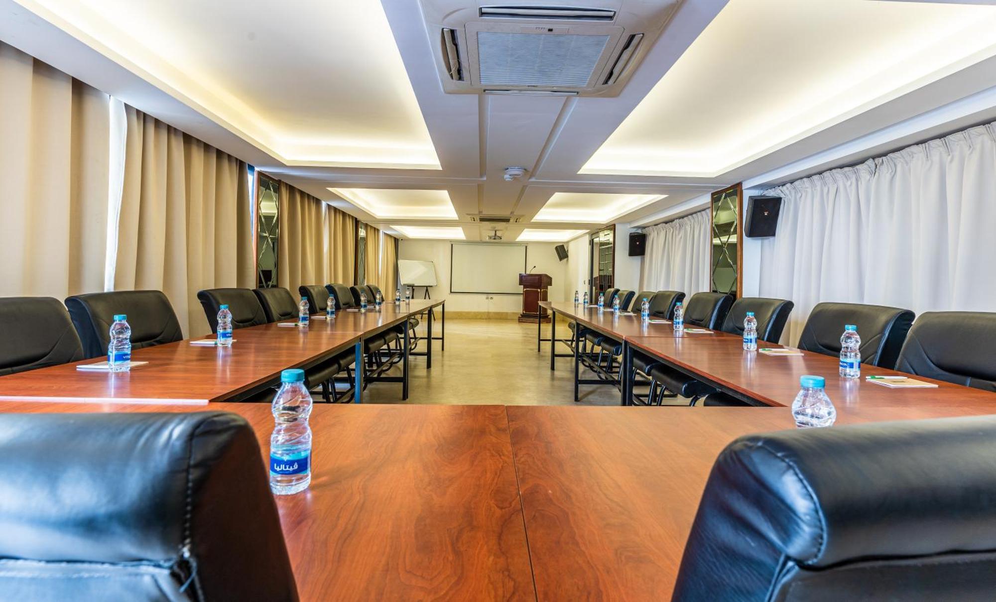 One Hotel Касабланка Экстерьер фото Meeting room